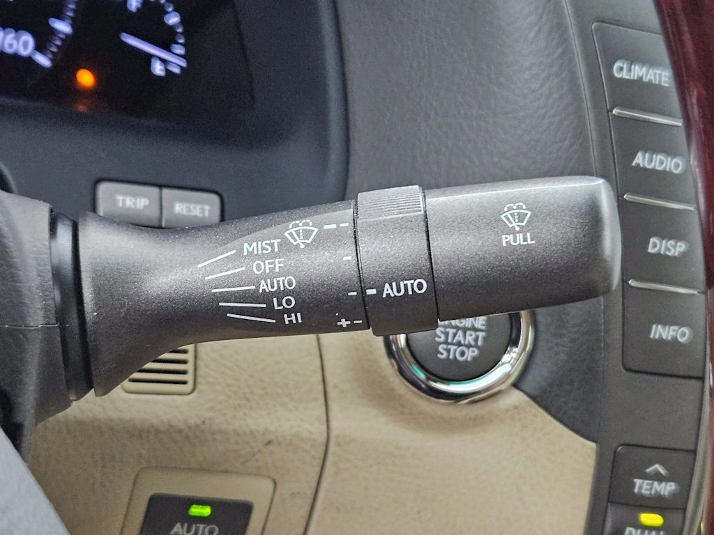 2007 Lexus LS 460 30