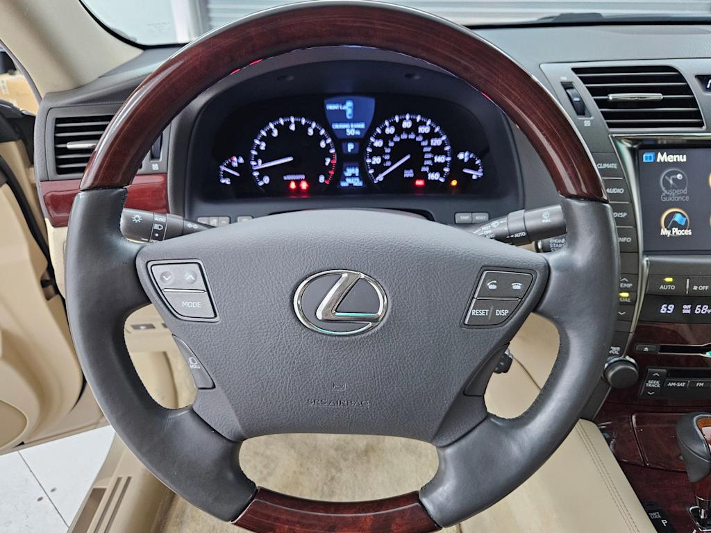 2007 Lexus LS 460 13