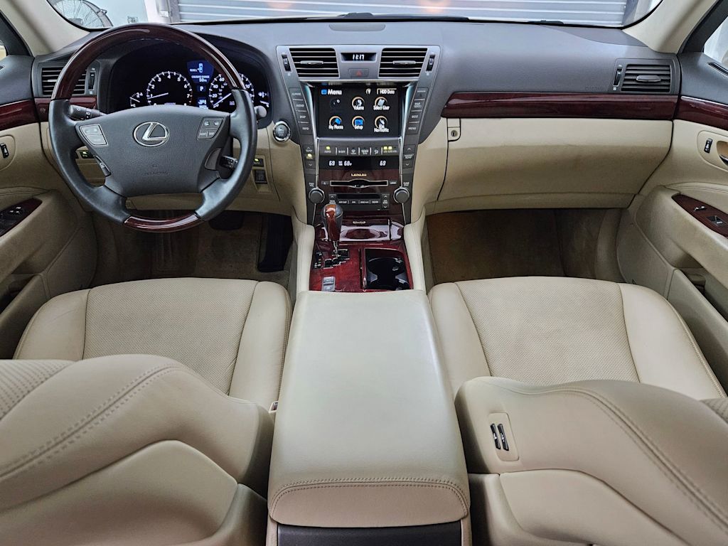 2007 Lexus LS 460 9