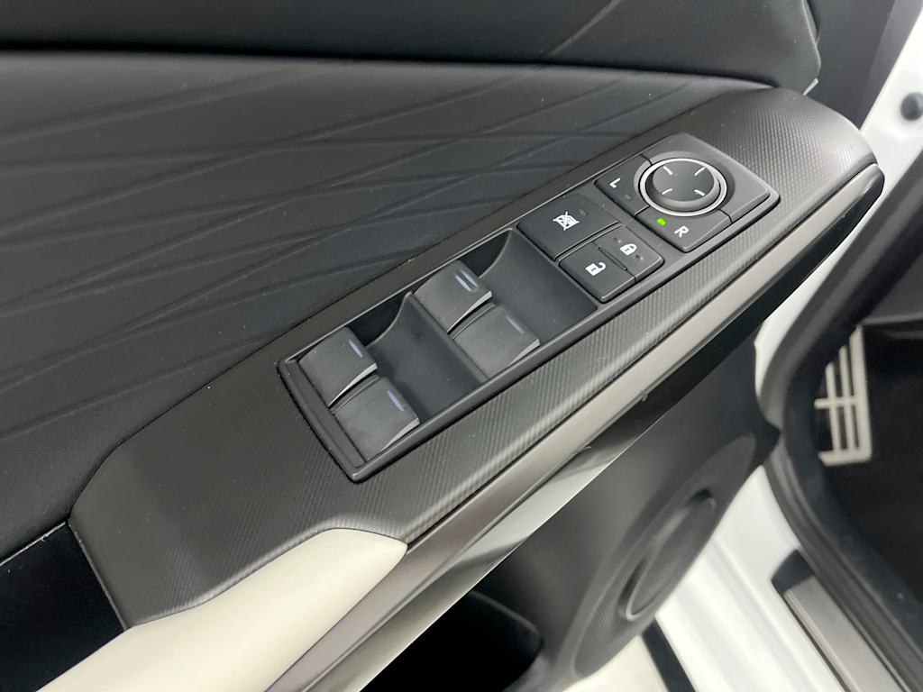 Thumbnail: 2021 Lexus IS - 26