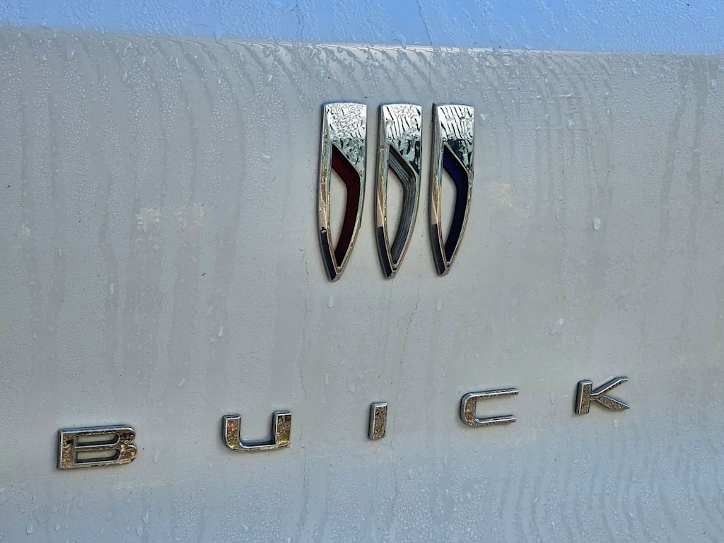 2024 Buick Encore GX Sport Touring 8