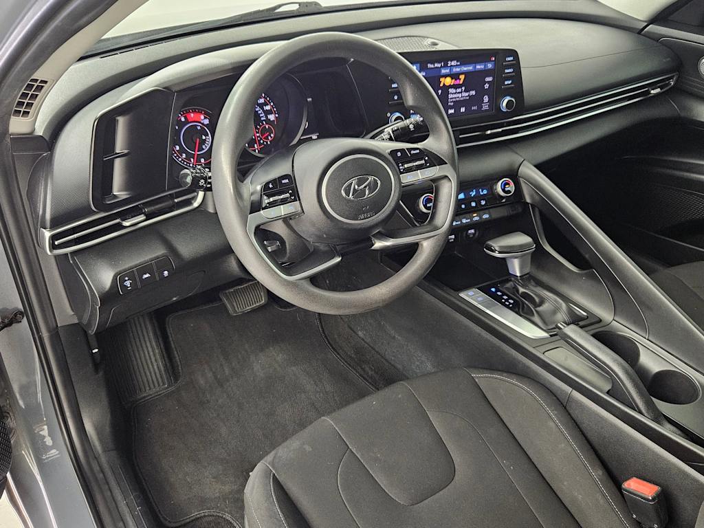 2021 Hyundai Elantra SEL 2