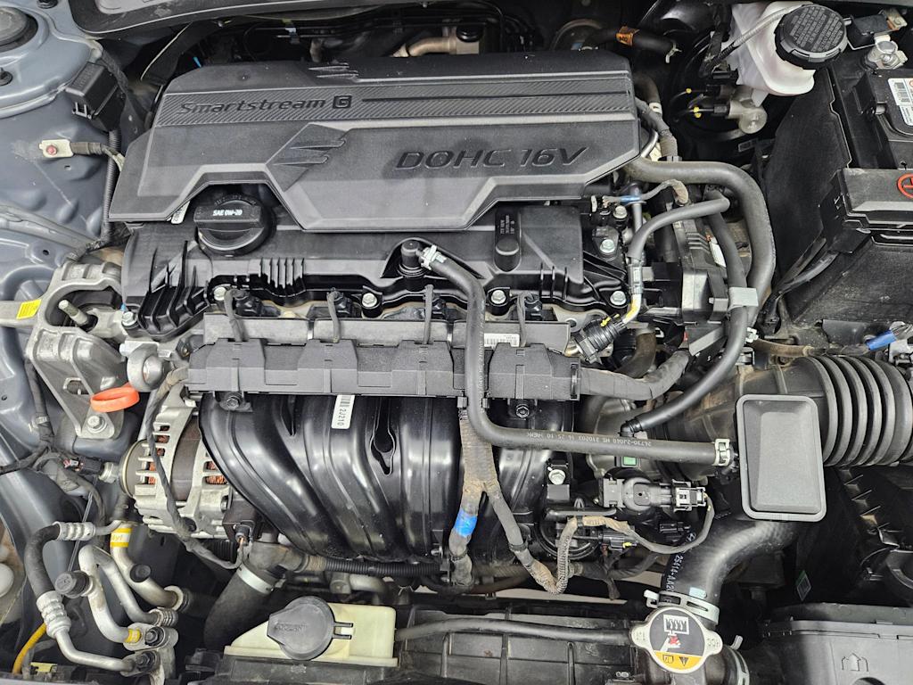 2021 Hyundai Elantra SEL 9