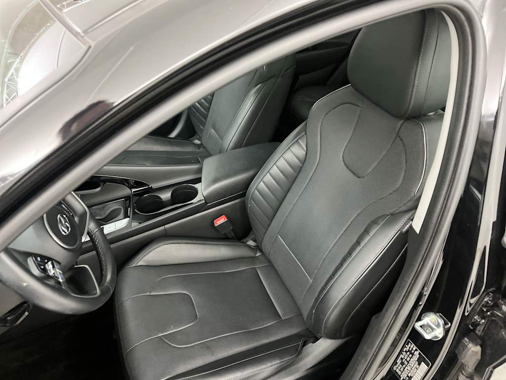 Thumbnail: 2023 Hyundai Elantra - 8
