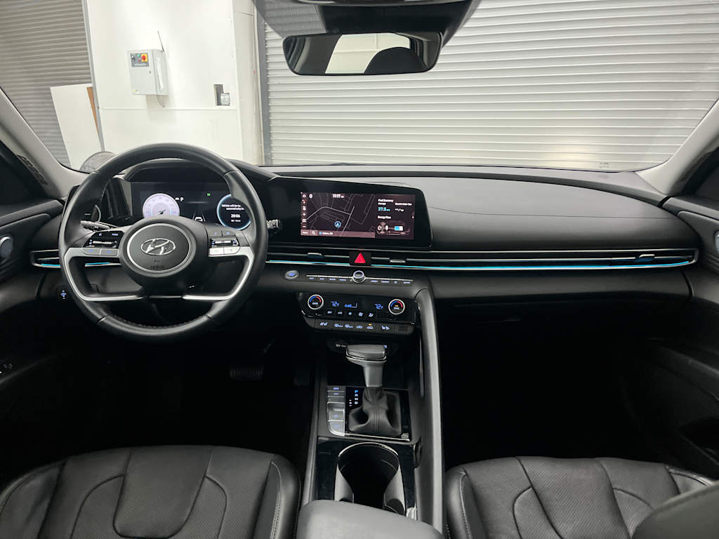 Thumbnail: 2023 Hyundai Elantra - 2