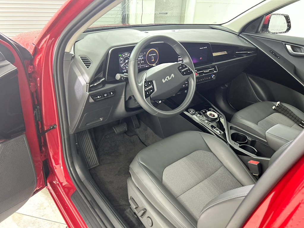 Thumbnail: 2024 Kia Niro - 2