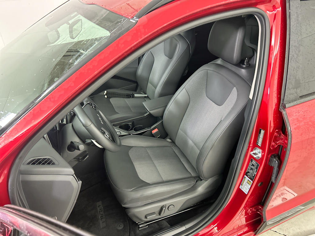 Thumbnail: 2024 Kia Niro - 7