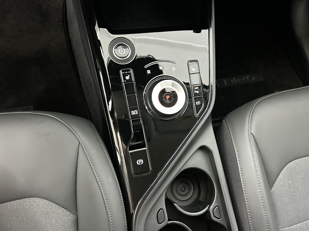 Thumbnail: 2024 Kia Niro - 11