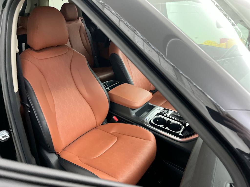 Thumbnail: 2024 Kia Carnival - 10