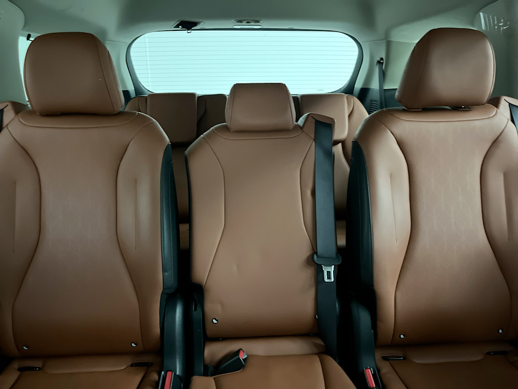 Thumbnail: 2024 Kia Carnival - 24