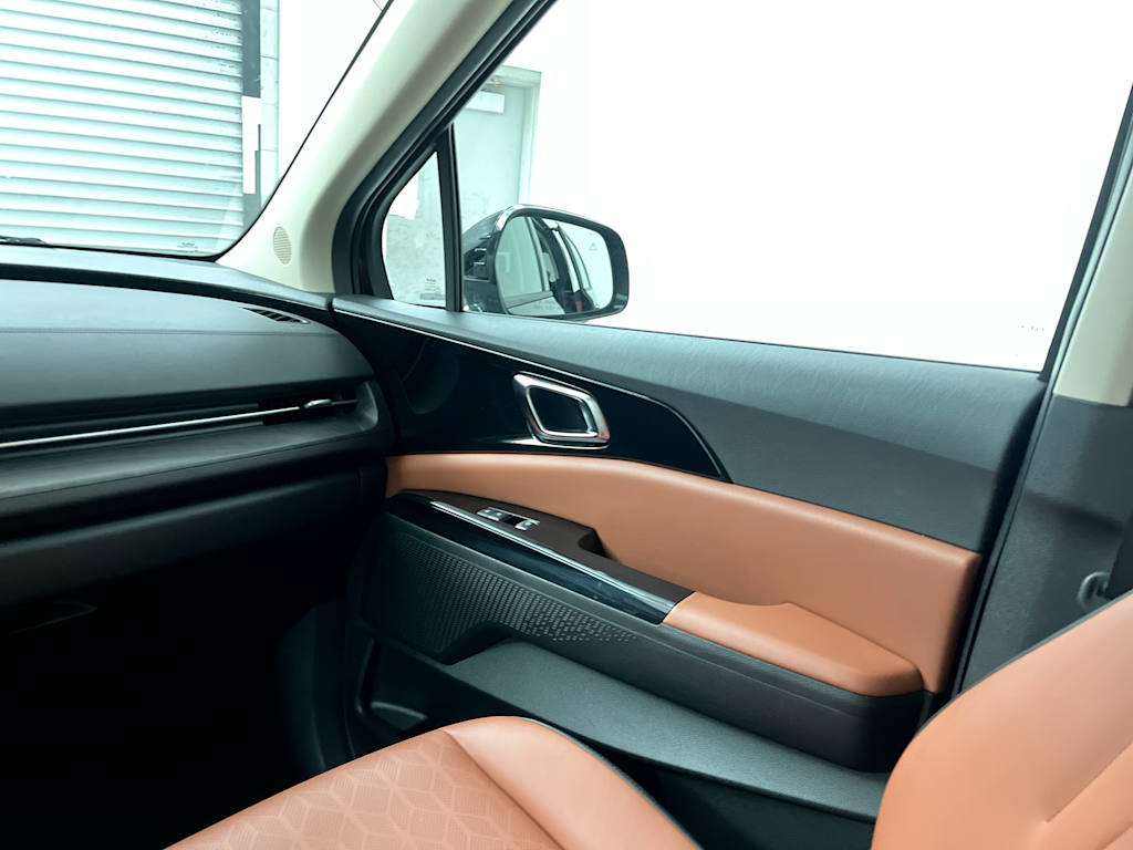 Thumbnail: 2024 Kia Carnival - 23