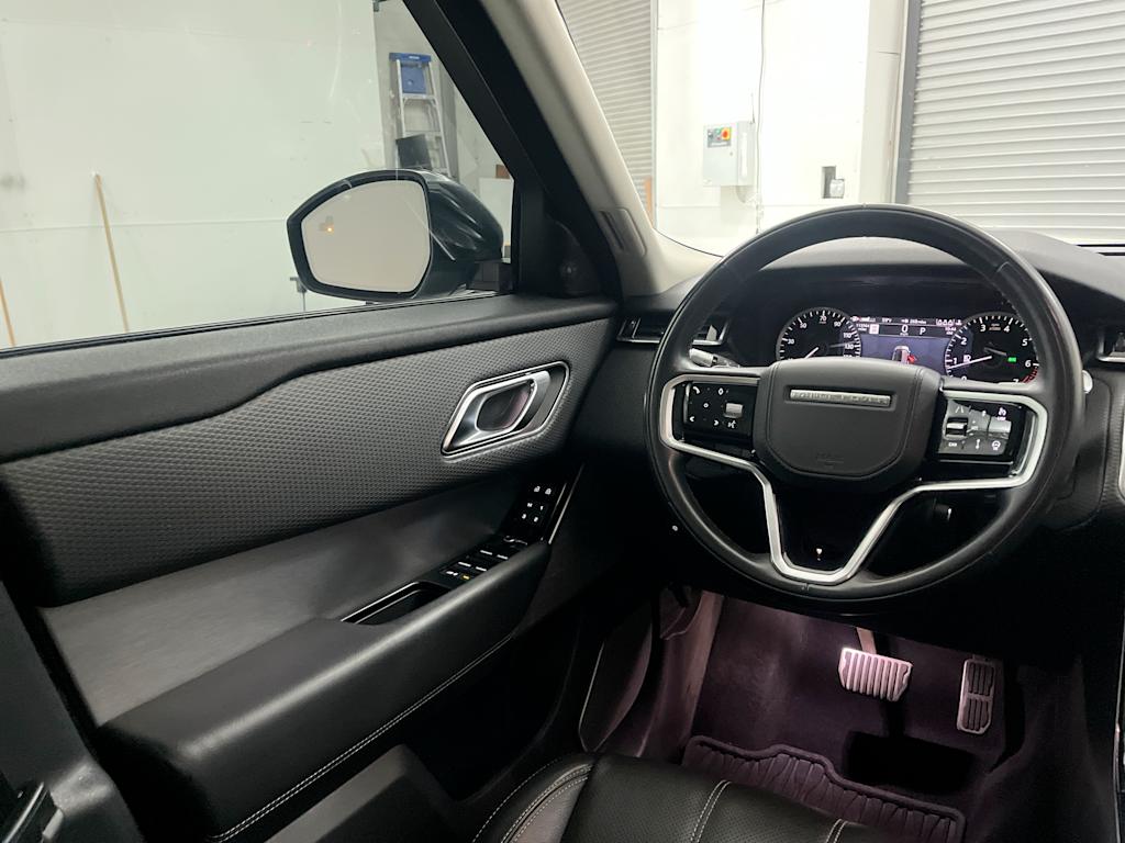 Thumbnail: 2021 Land Rover Range Rover Velar - 8
