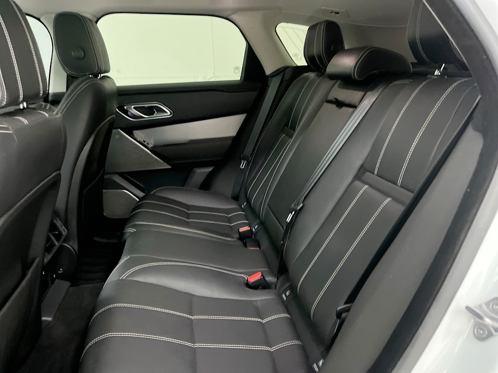 Thumbnail: 2021 Land Rover Range Rover Velar - 32