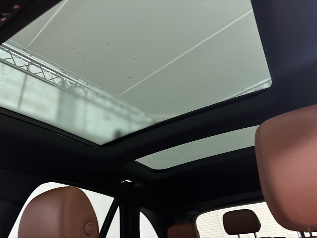Thumbnail: 2022 Mercedes-Benz GLC - 21