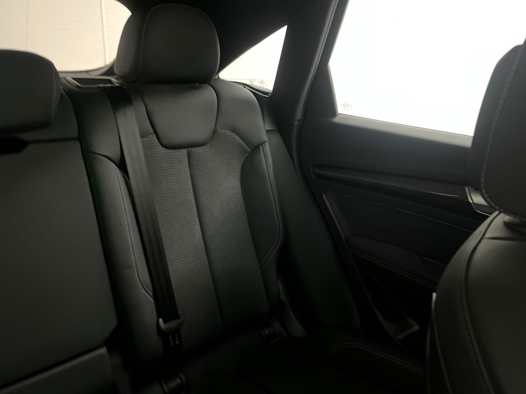Thumbnail: 2024 Audi SQ5 - 24