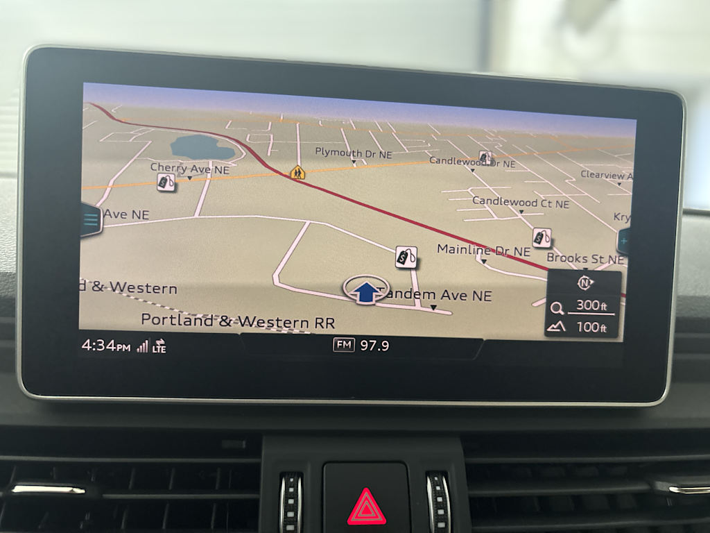 Thumbnail: 2020 Audi Q5 - 24