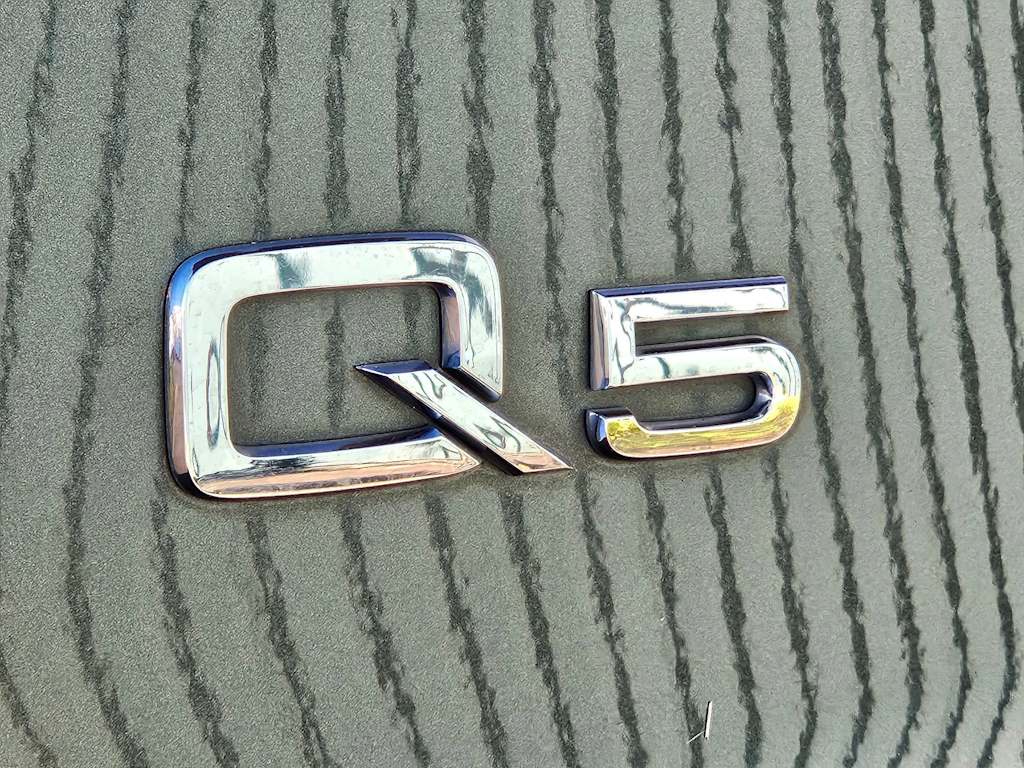 2022 Audi Q5 Premium Plus 24