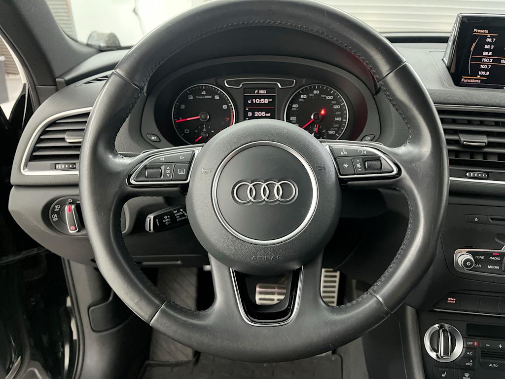 Thumbnail: 2015 Audi Q3 - 12