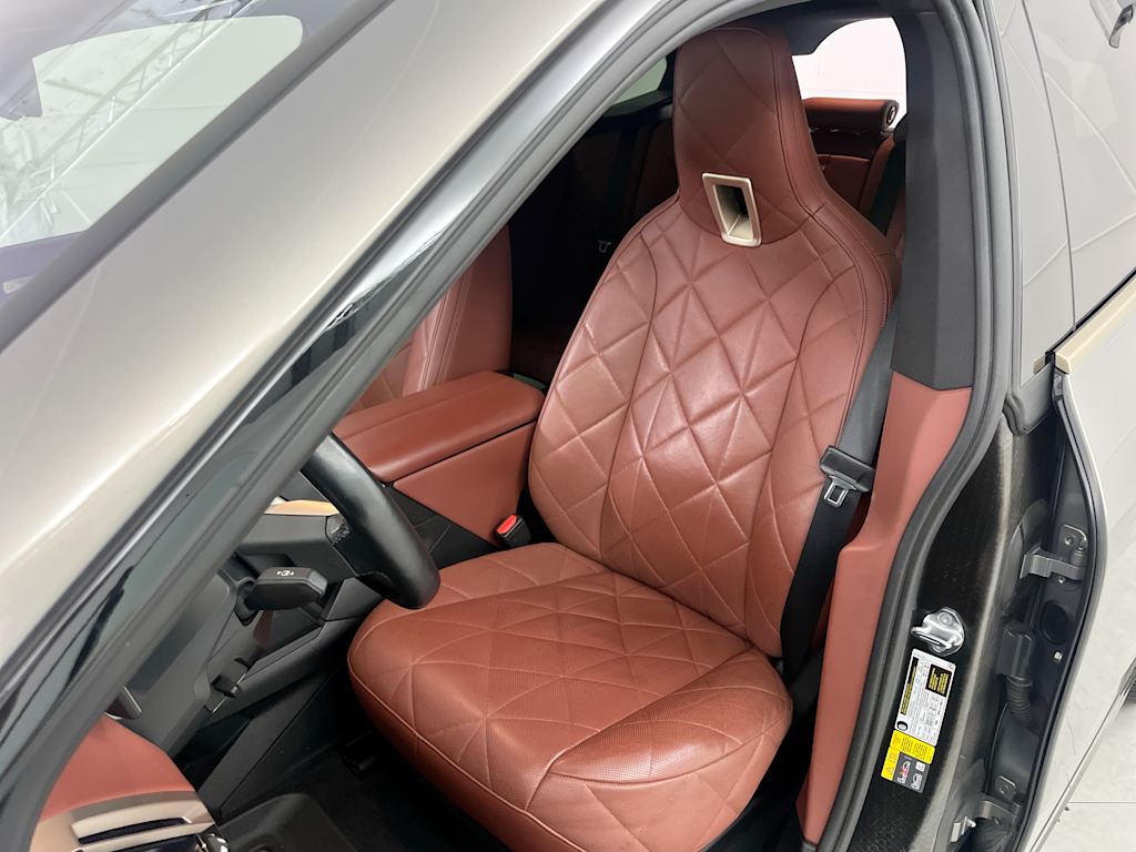 Thumbnail: 2023 BMW iX - 7