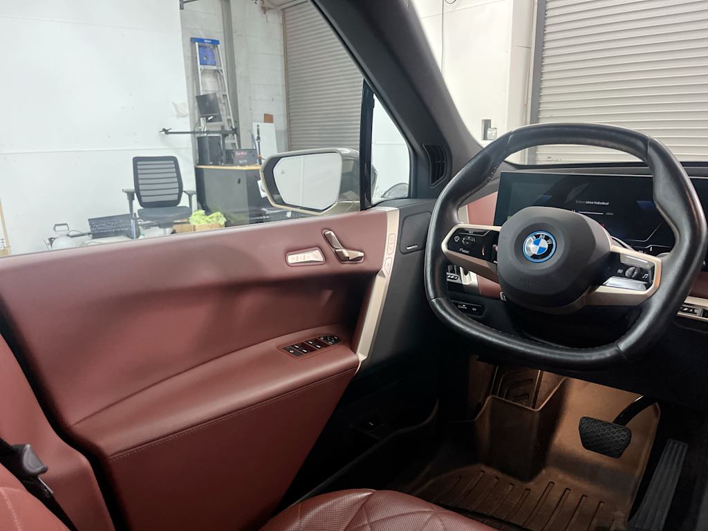 Thumbnail: 2023 BMW iX - 24
