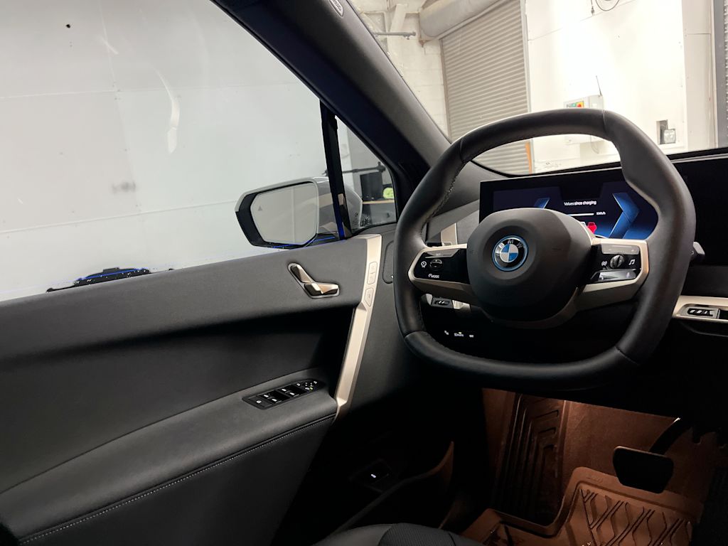 Thumbnail: 2025 BMW iX - 8