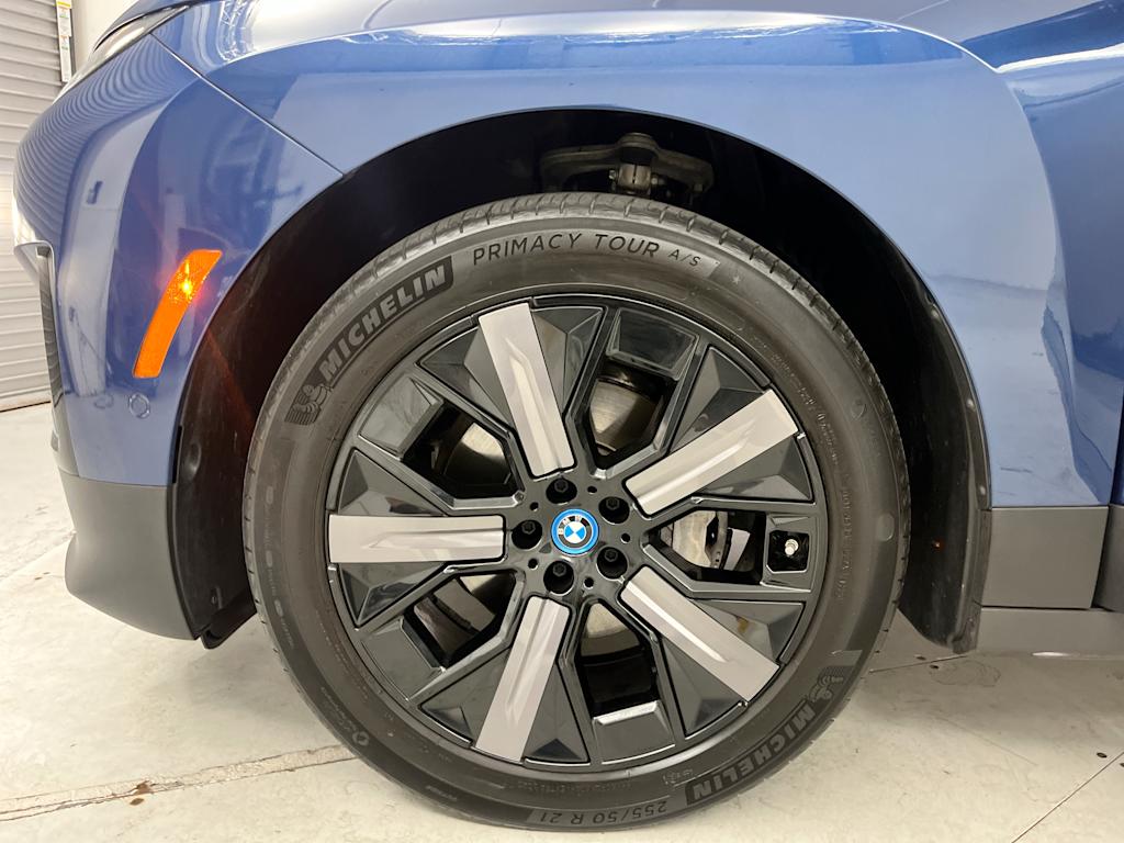 Thumbnail: 2024 BMW iX - 6
