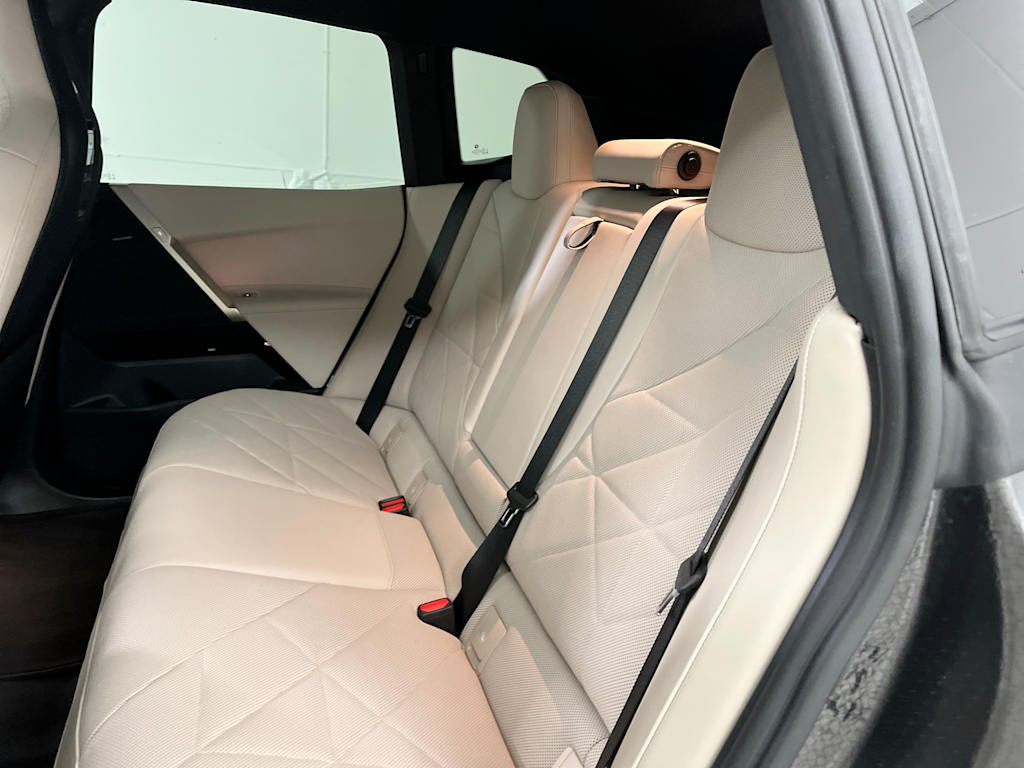 Thumbnail: 2024 BMW iX - 30