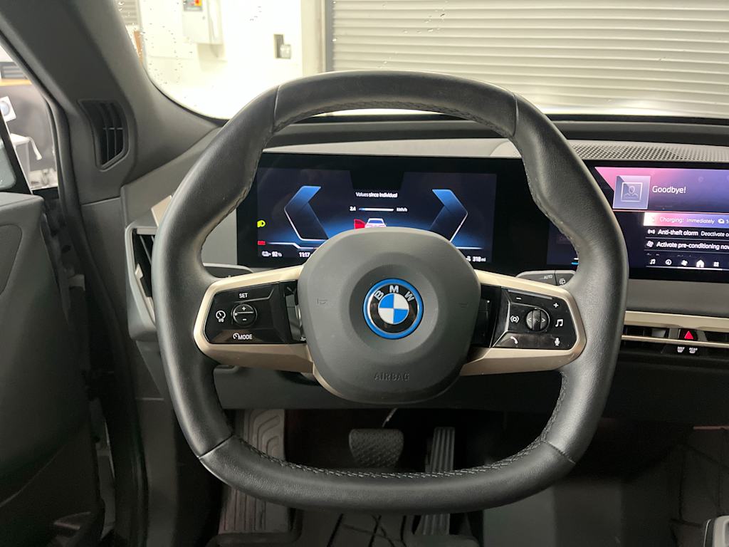 Thumbnail: 2024 BMW iX - 6
