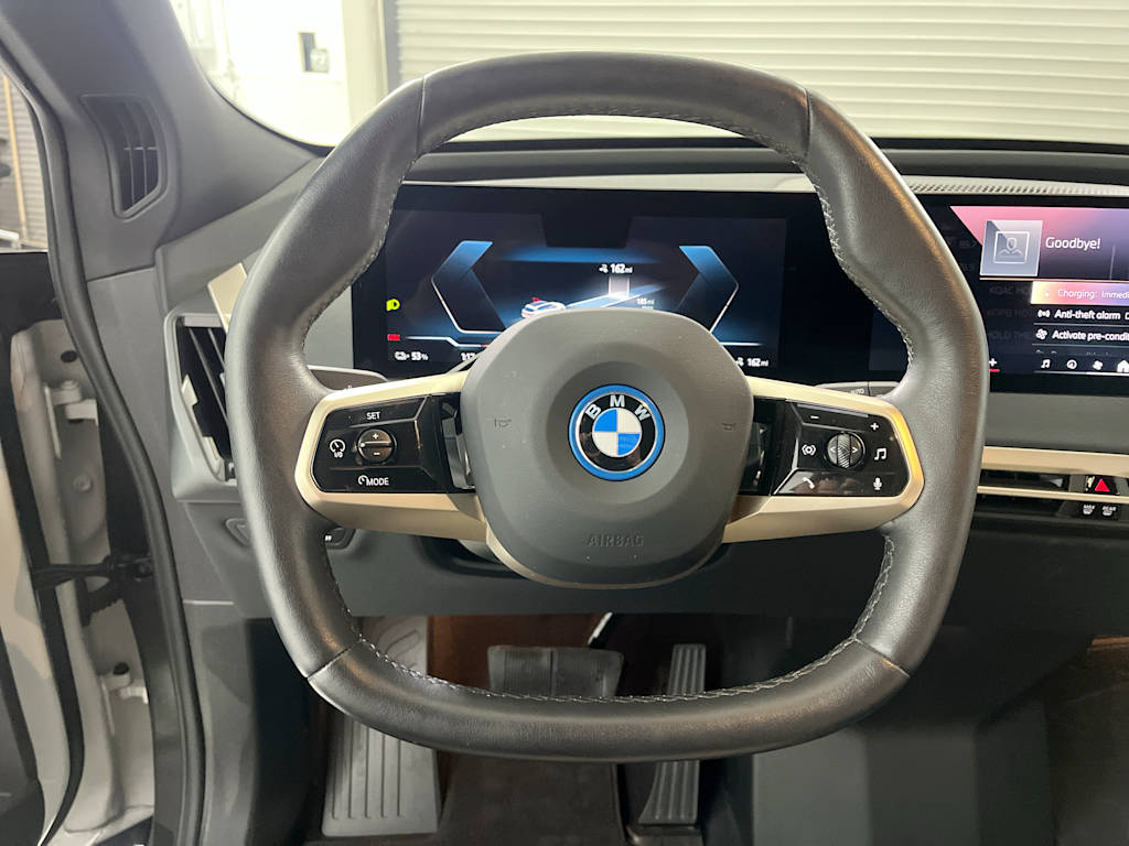 Thumbnail: 2024 BMW iX - 2