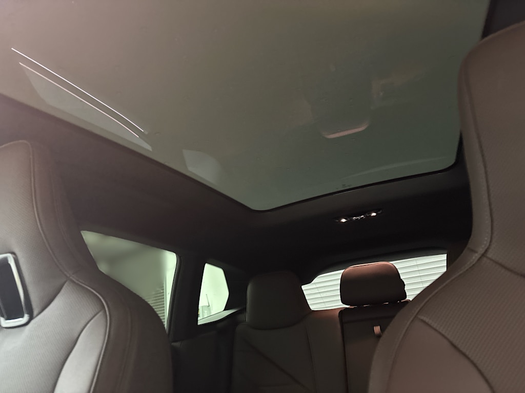 Thumbnail: 2024 BMW iX - 22