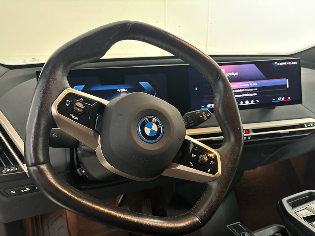 Thumbnail: 2024 BMW iX - 2
