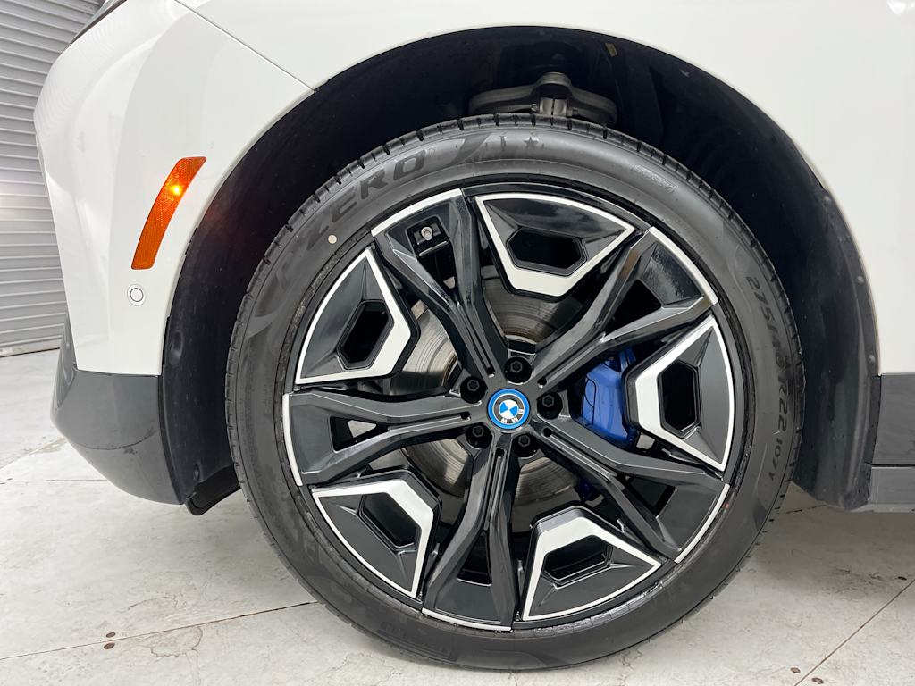 Thumbnail: 2024 BMW iX - 6