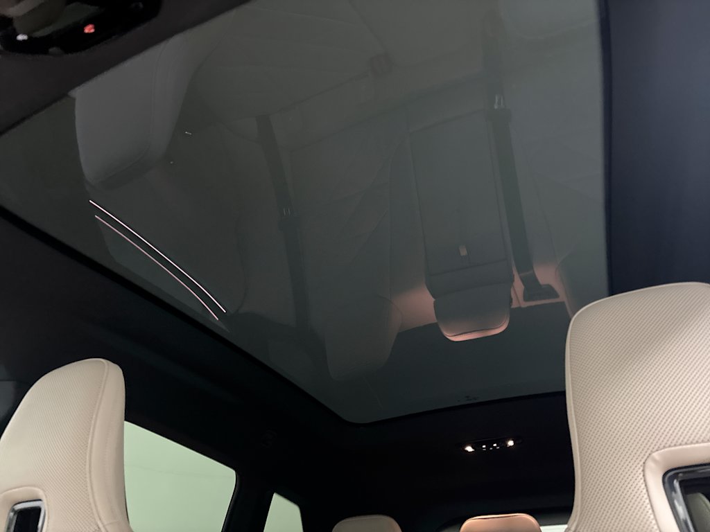 Thumbnail: 2024 BMW iX - 21