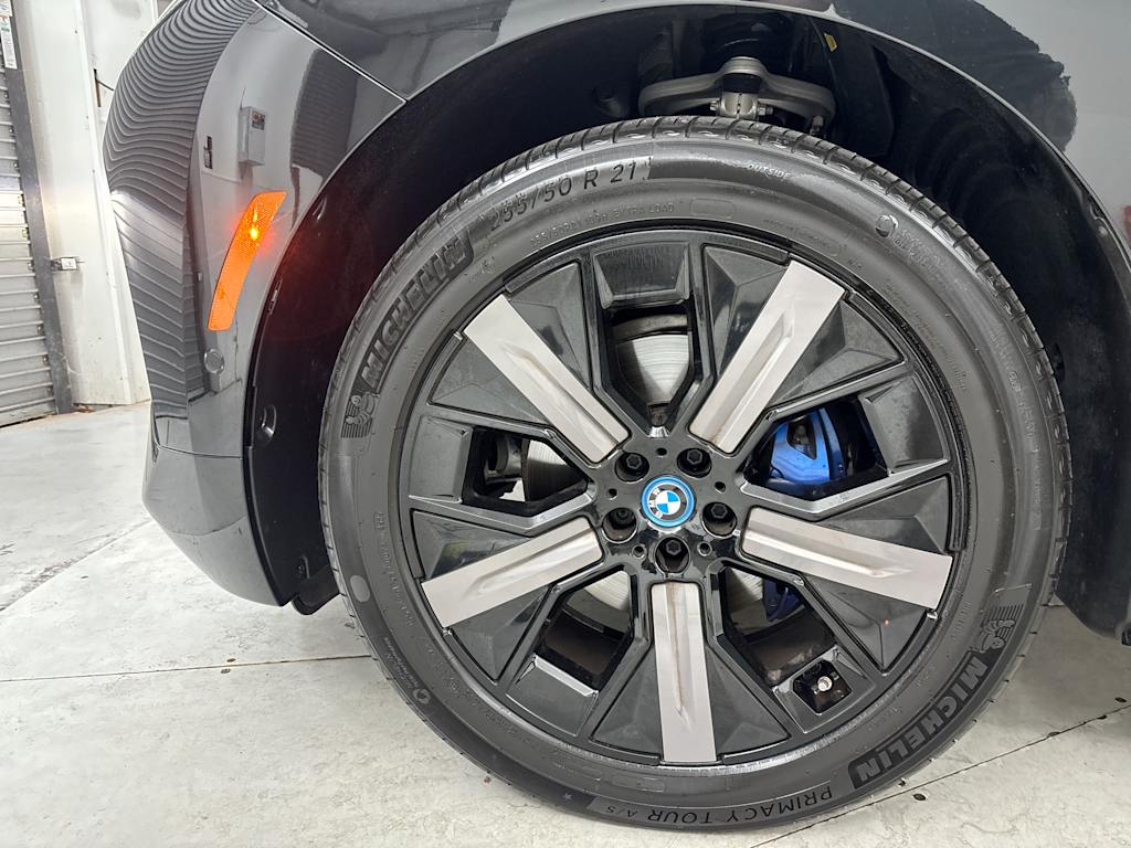 Thumbnail: 2024 BMW iX - 7