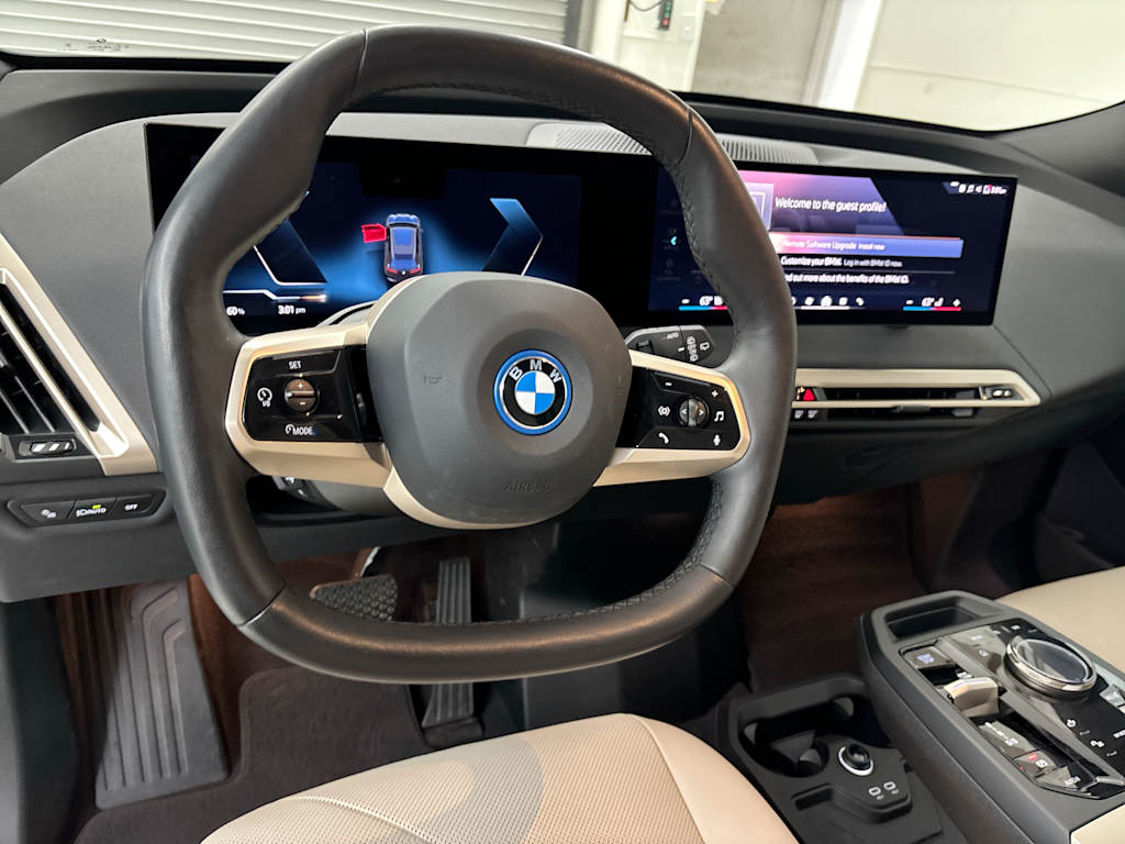 Thumbnail: 2024 BMW iX - 2