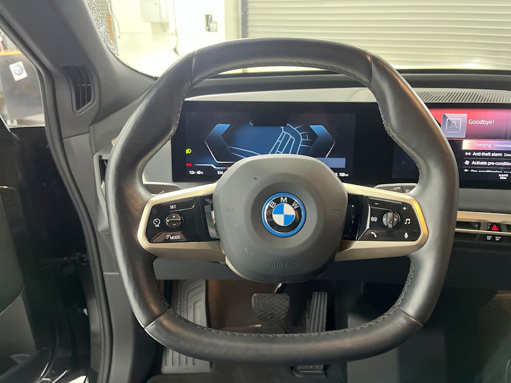 Thumbnail: 2023 BMW iX - 6