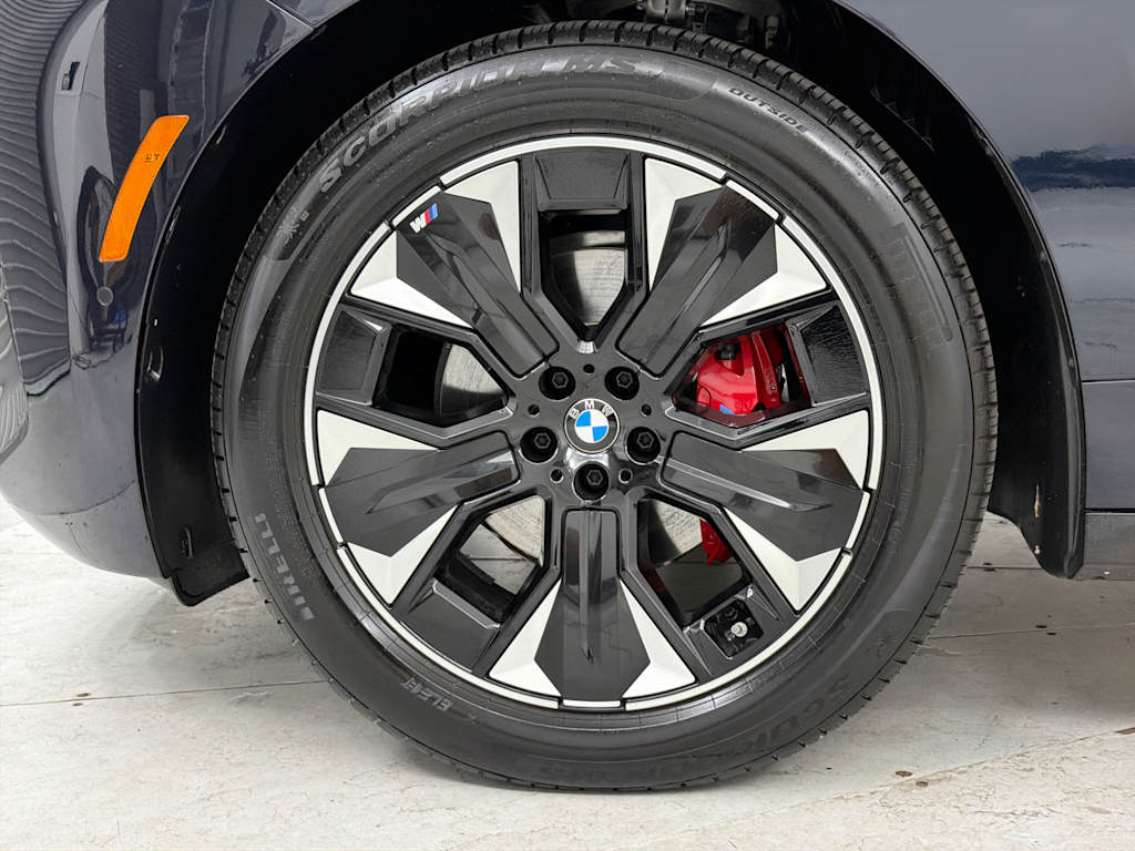 Thumbnail: 2026 BMW iX - 7