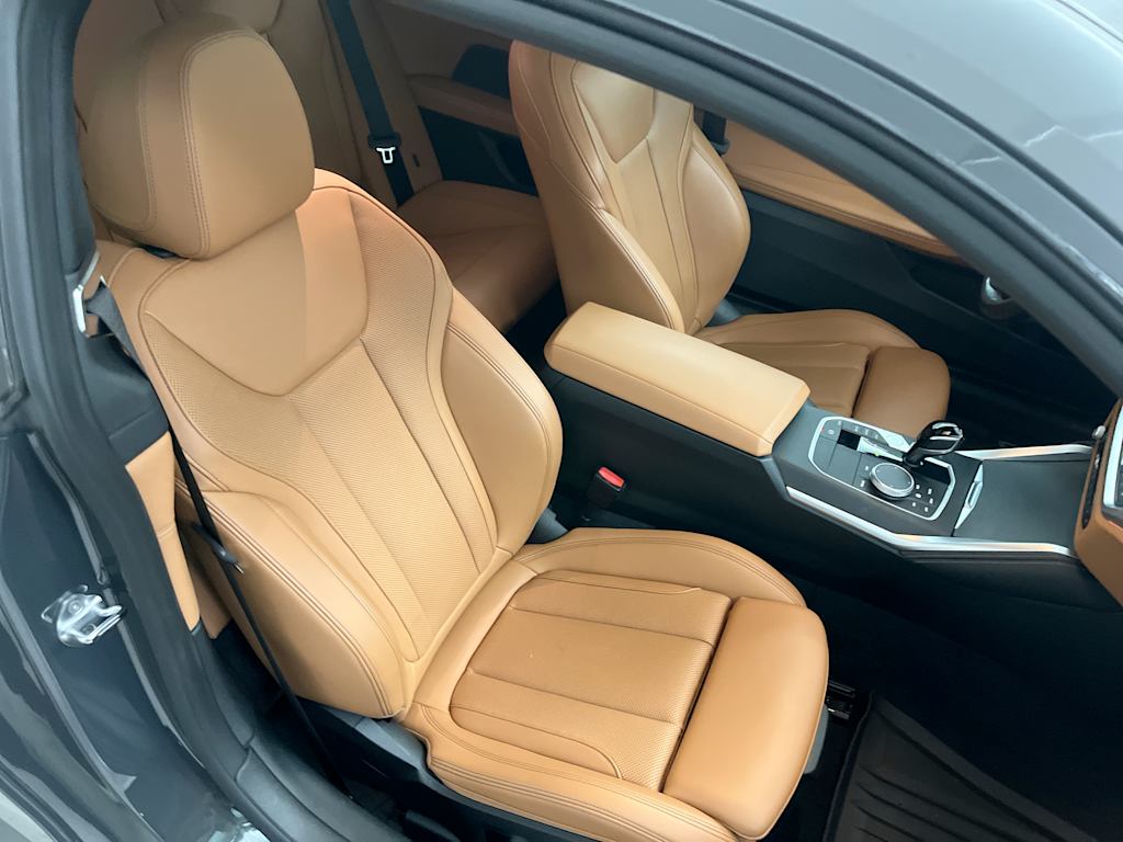 Thumbnail: 2022 BMW 4 Series - 32
