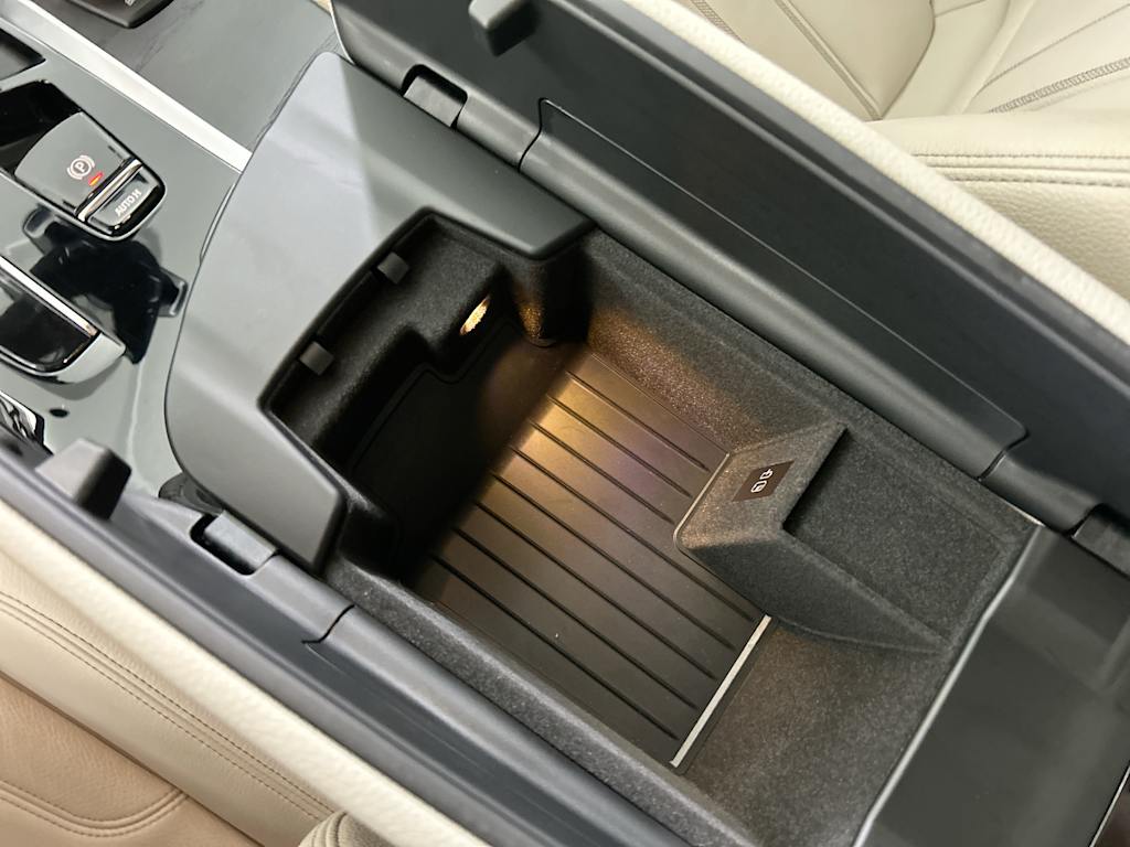 Thumbnail: 2023 BMW 5 Series - 8