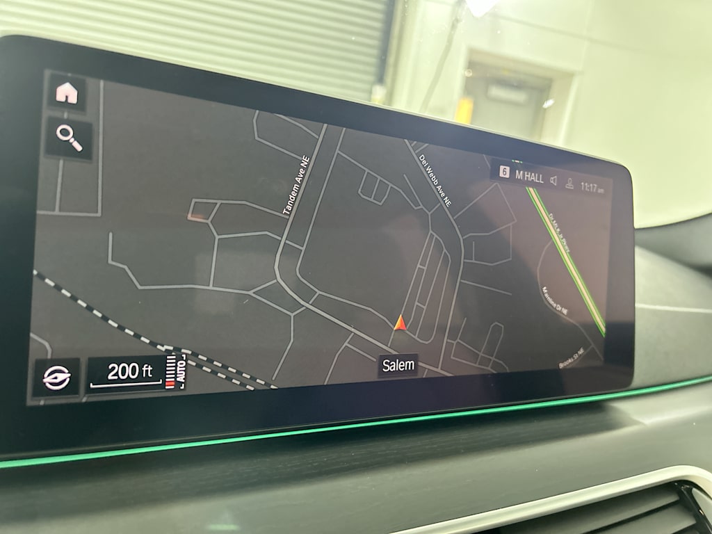 Thumbnail: 2023 BMW 5 Series - 24