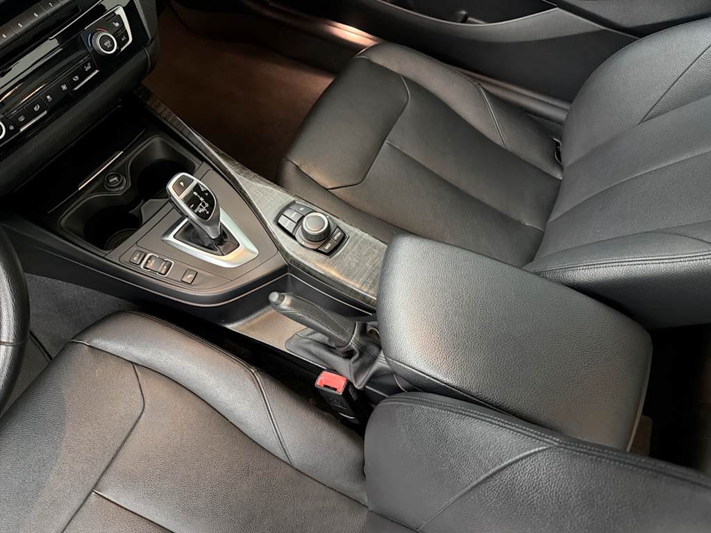 Thumbnail: 2016 BMW 2 Series - 24