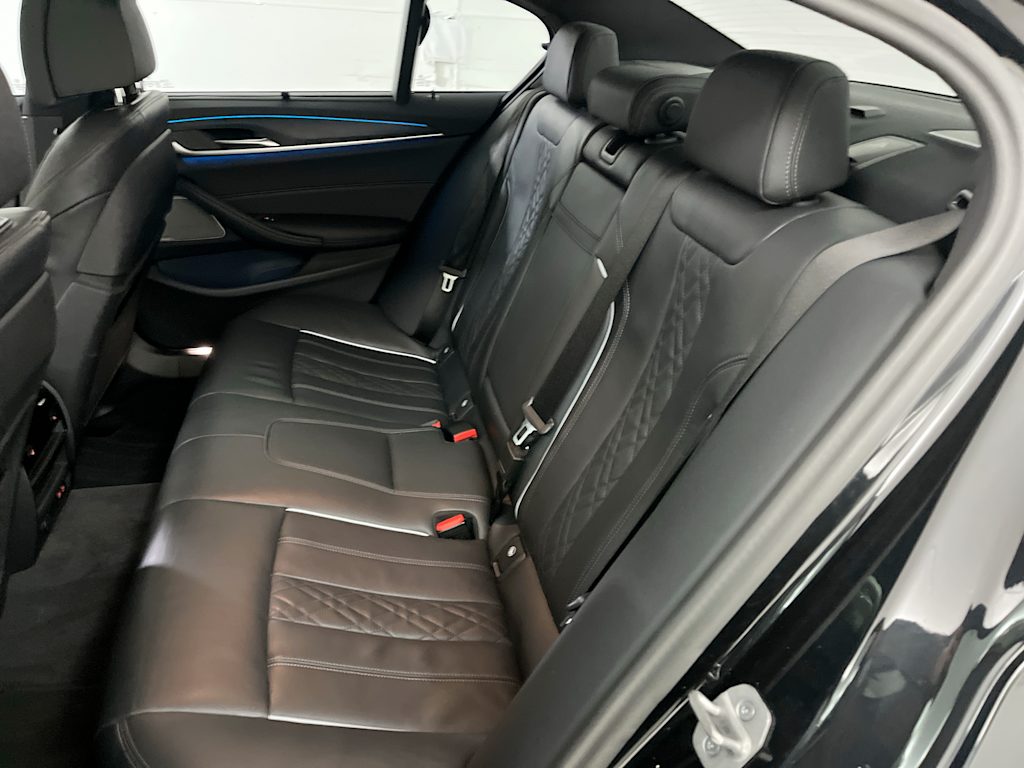 Thumbnail: 2023 BMW 5 Series - 9