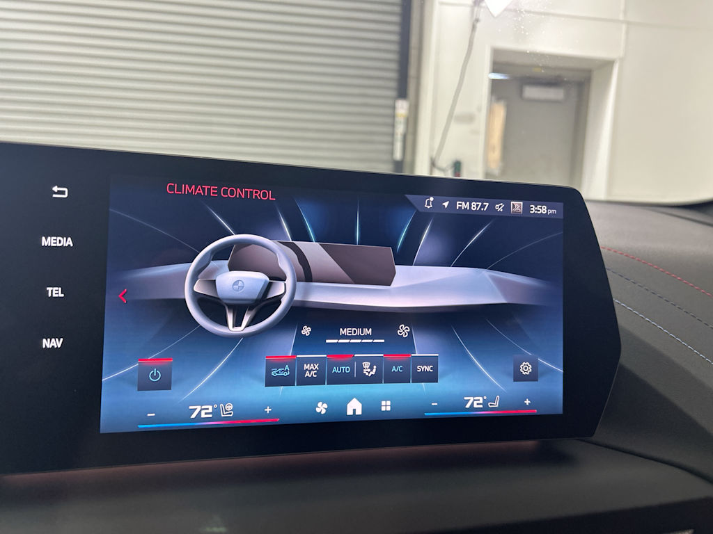 Thumbnail: 2025 BMW 2 Series - 23