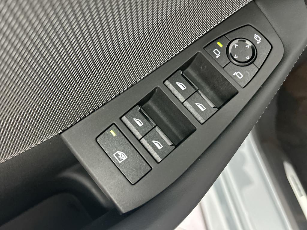 Thumbnail: 2025 BMW 2 Series - 21