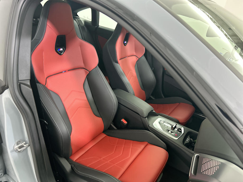 Thumbnail: 2025 BMW 2 Series - 10