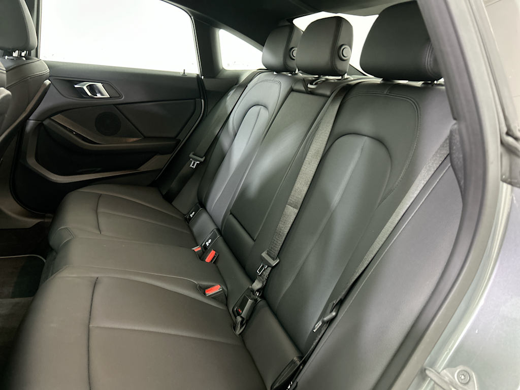 Thumbnail: 2024 BMW 2 Series - 10