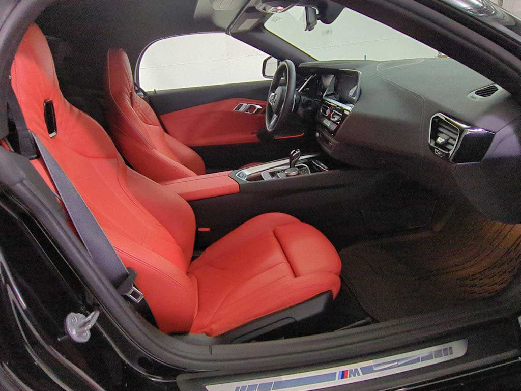 Thumbnail: 2024 BMW Z4 - 12