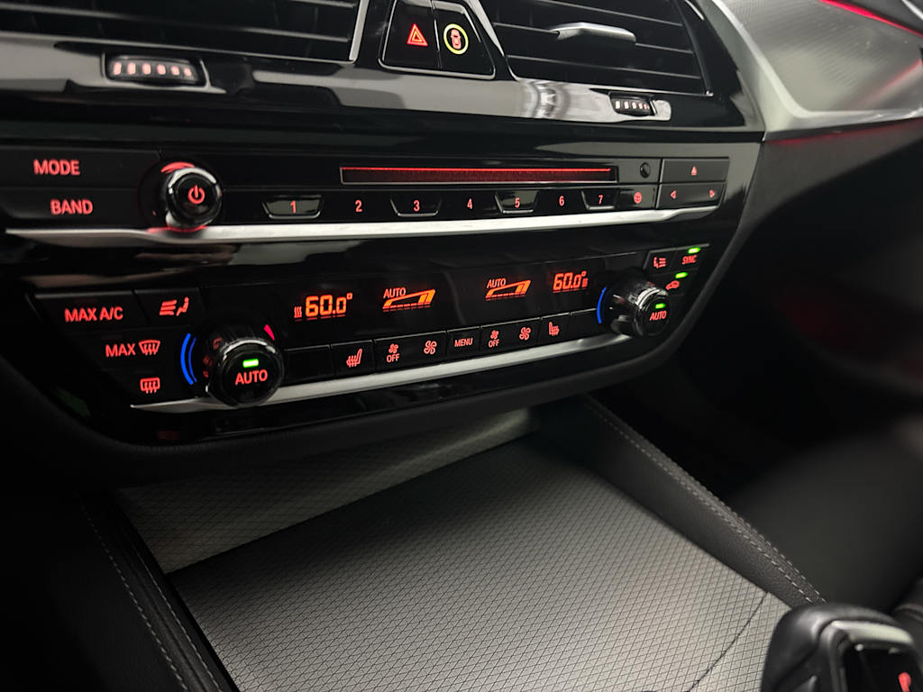 Thumbnail: 2018 BMW 5 Series - 23