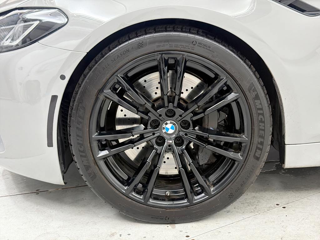 Thumbnail: 2023 BMW M5 - 7