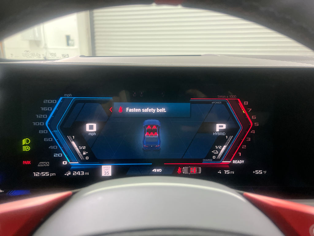 Thumbnail: 2026 BMW M5 - 13